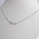 Collier scritta LOVE Thumbnail 3