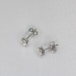 Orecchini punto luce 0,80Ct Thumbnail 2